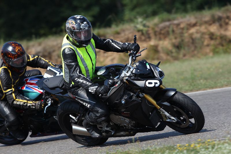 /Archiv-2018/44 06.08.2018 Dunlop Moto Ride and Test Day  ADR/Strassenfahrer-Sportfahrer grün/47